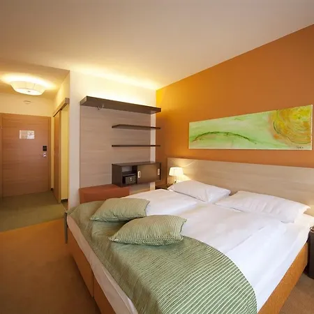 Hotel Das Himberg 4* Himberg