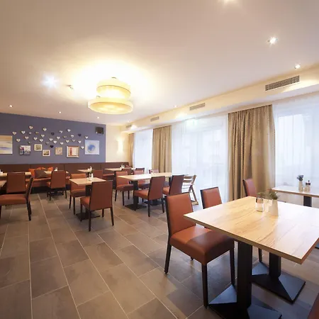 Hotel Das Himberg 4* Himberg