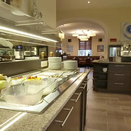 Ξενοδοχείο Hotel Das Himberg 4*